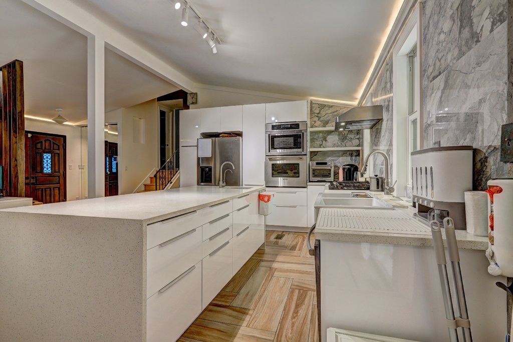 Dining Room 5.jpg