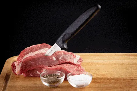 Mundial 5660-3 Paring & Boning Knife 5600 Series 3.25 inches Black 1.webp