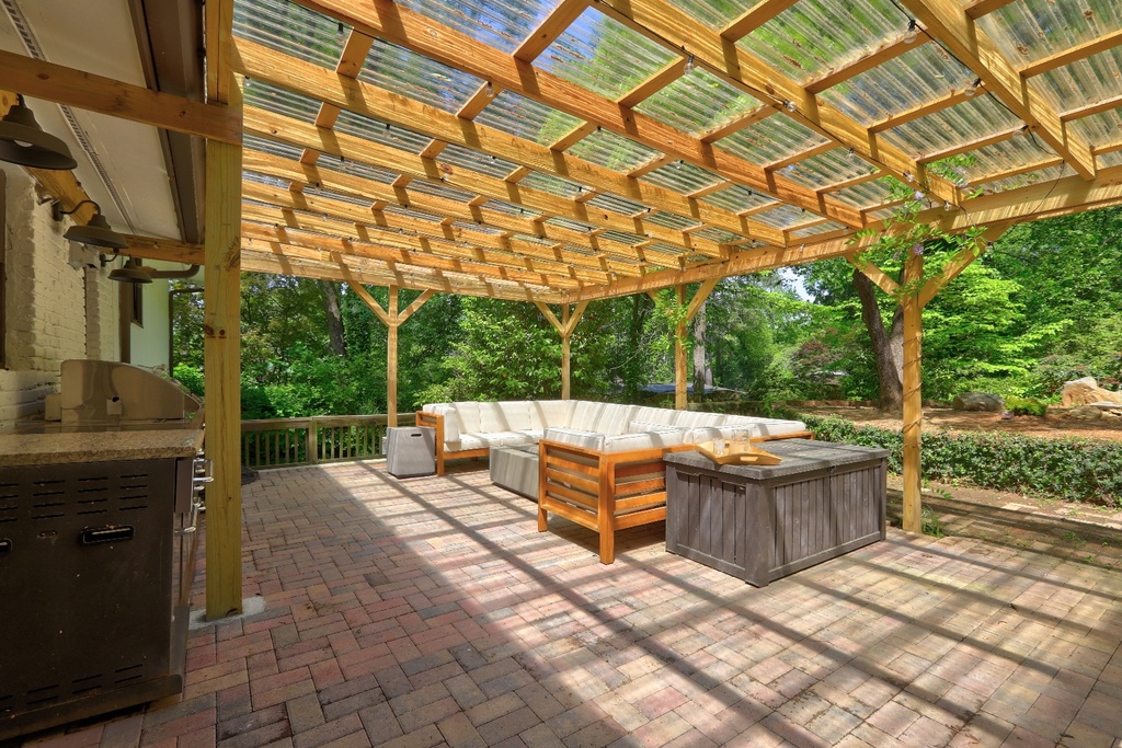 3497 Patio 4.jpg