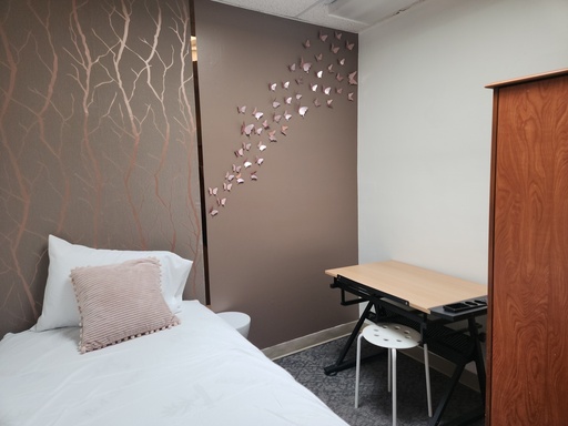 [Rent 1035 / 3] Rent 1035 / 3