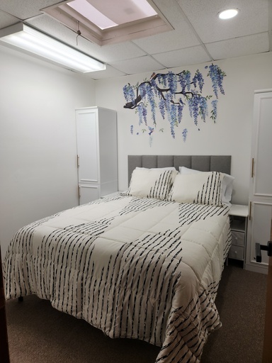 [Rent 1035 / 7] Rent 1035 / 7