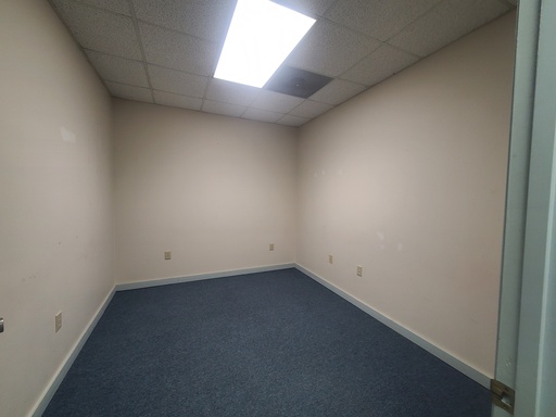 [Rent 3383 / 581S4] Rent 3383 / 581S4