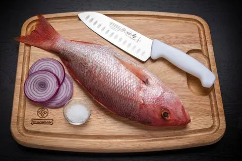 [3804] Mundial W3804-7GE Santoku Knife 3800 Series 7 inches White